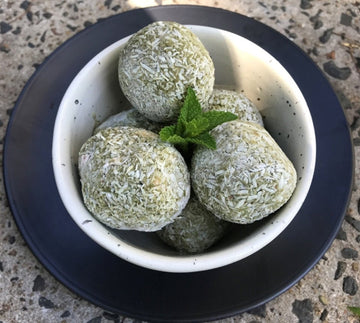 Recipe: Go-Green Hemp and Coconut Protein Balls - Eimele